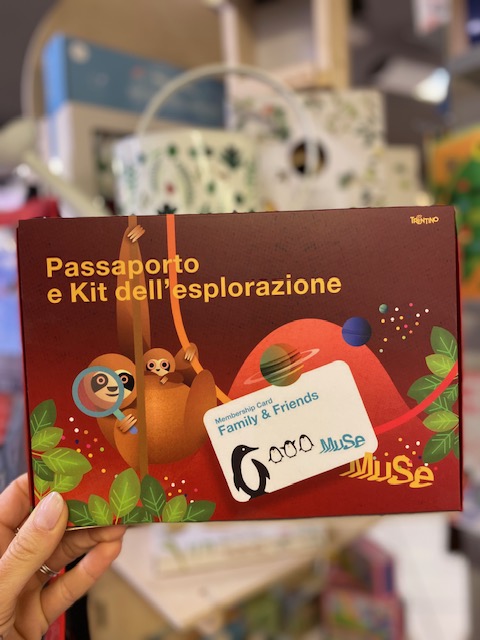 PASSAPORTO E KIT DELL'ESPLORAZIONE MUSE
