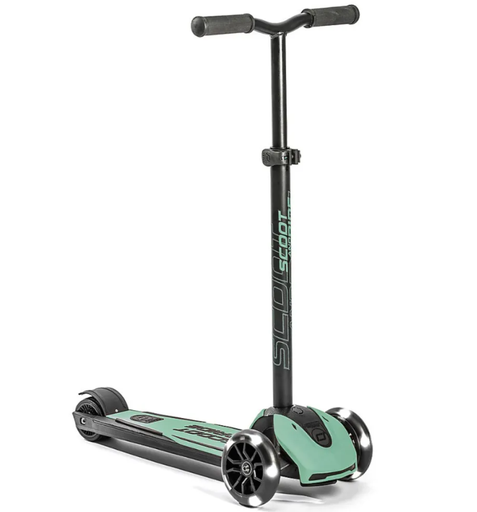 S96438  MONOPATTINO 5+/ADULTO  LED FOREST